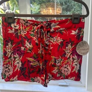 Floral Red Women's Shorts